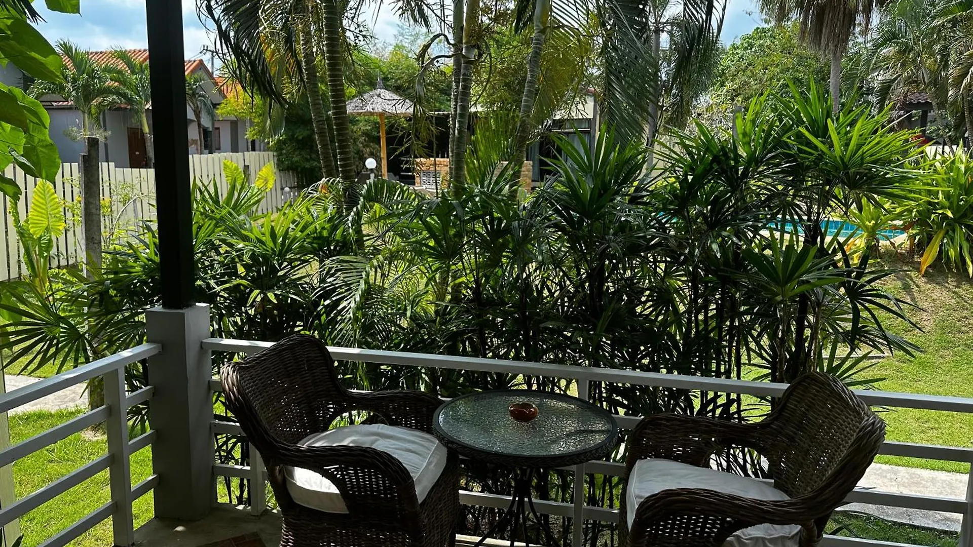 Apartment Escape-Cabins Ko Lanta