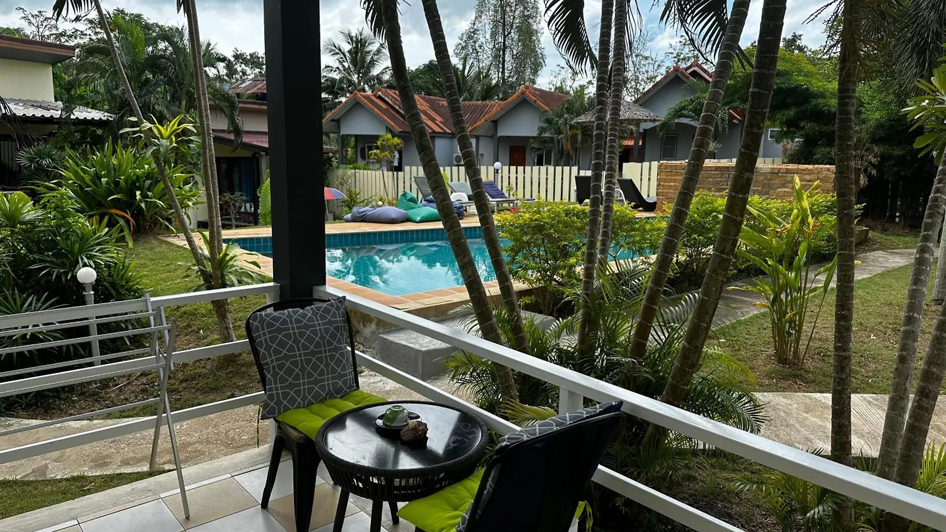 Escape-Cabins Koh Lanta Apartment