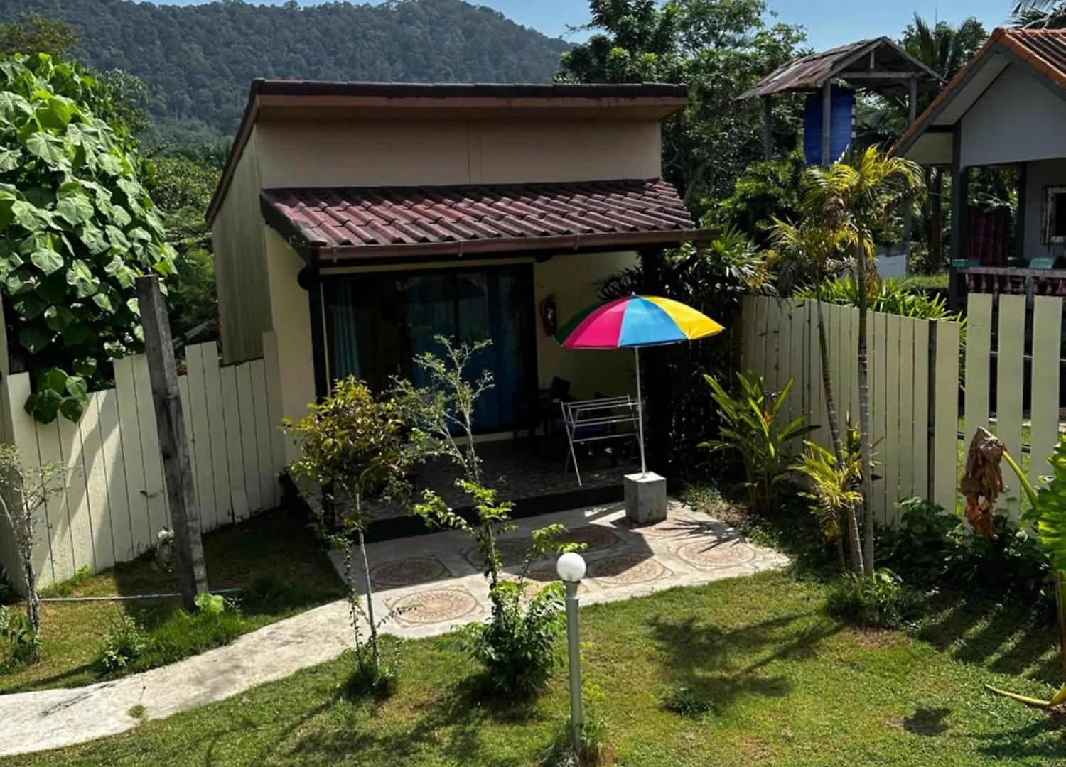Apartment Escape-Cabins Koh Lanta Thailand